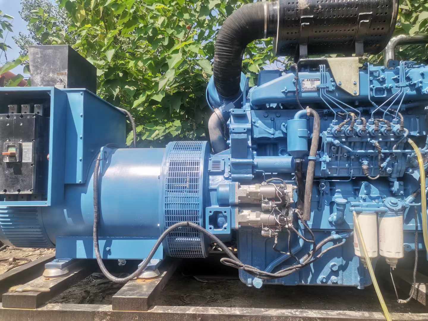 新郑详细说明降低 800kW 柴油发电机输出电流波动的方法